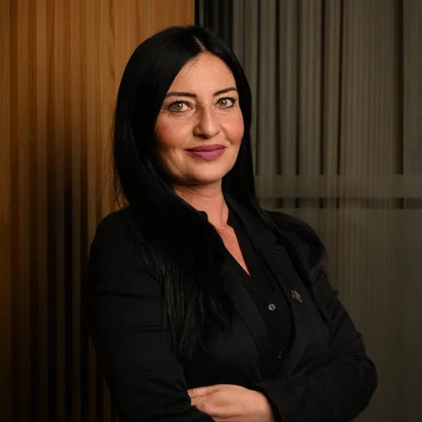 Agent photo
