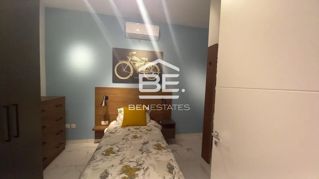 Apartment in Xemxija