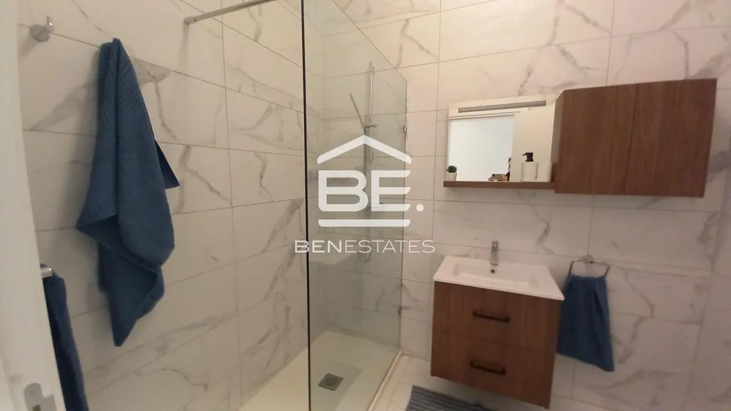Apartment in Xemxija