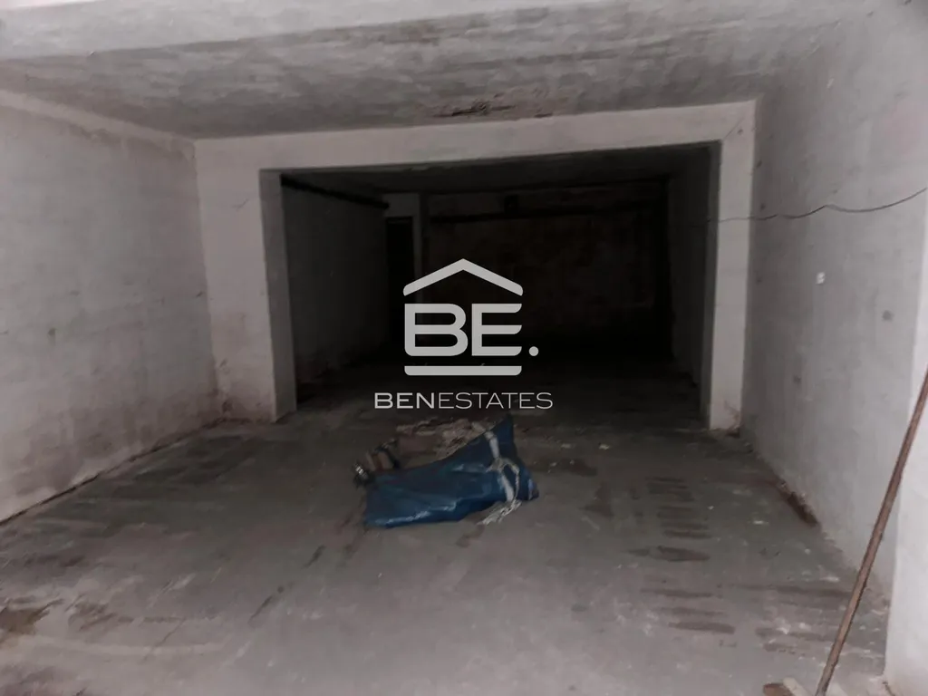 Basement Garage in Fgura