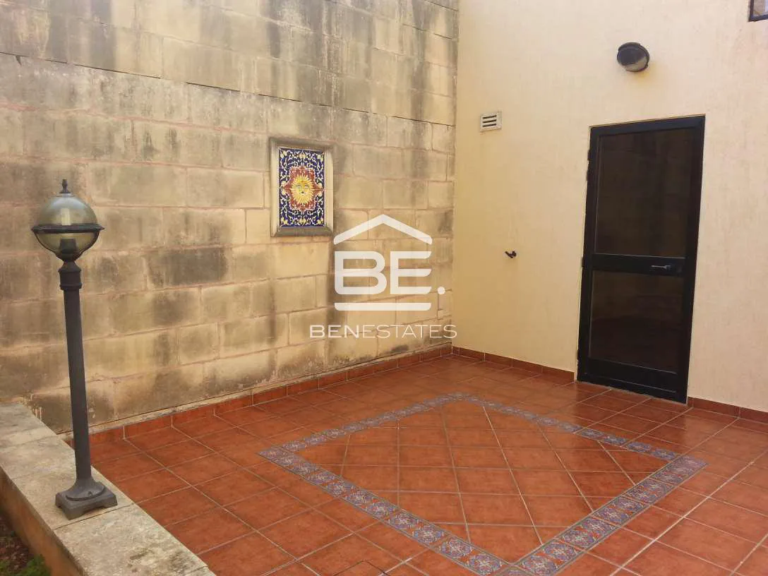 Bungalow in Lija
