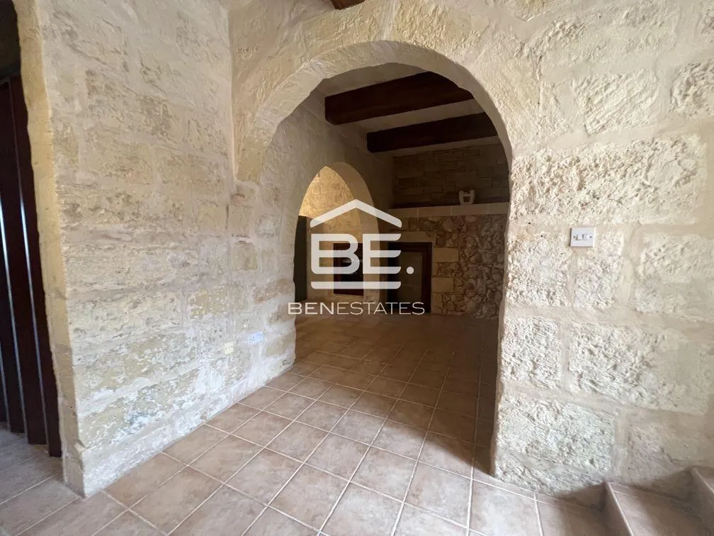 Converted House of Character in Ghajn Tuffieha