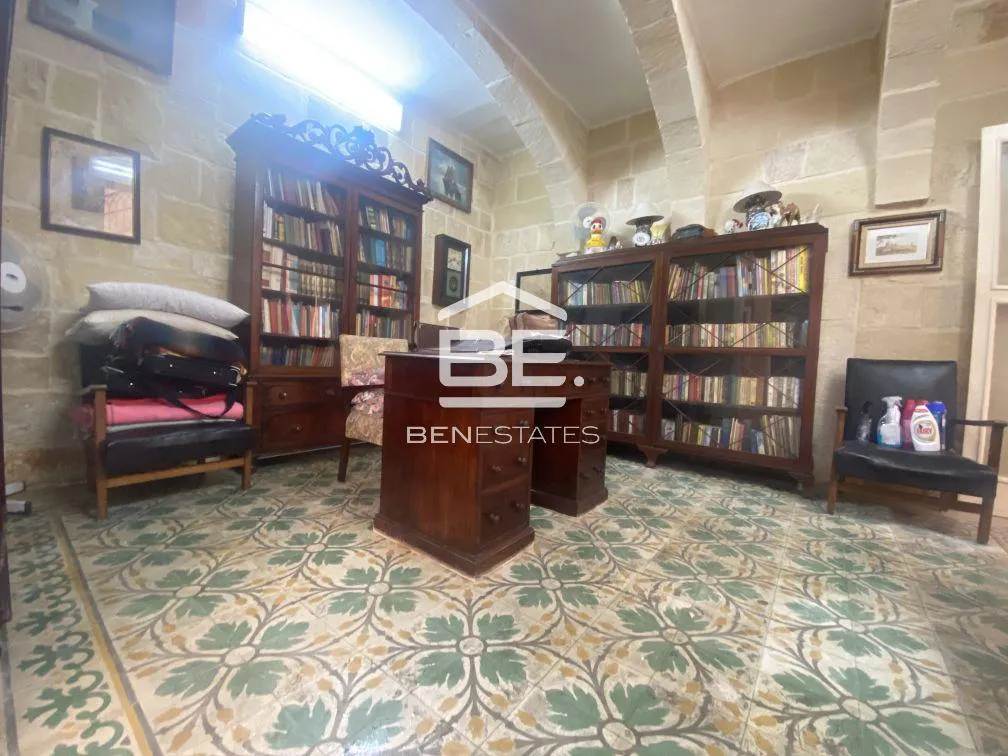 House of Character in Valletta