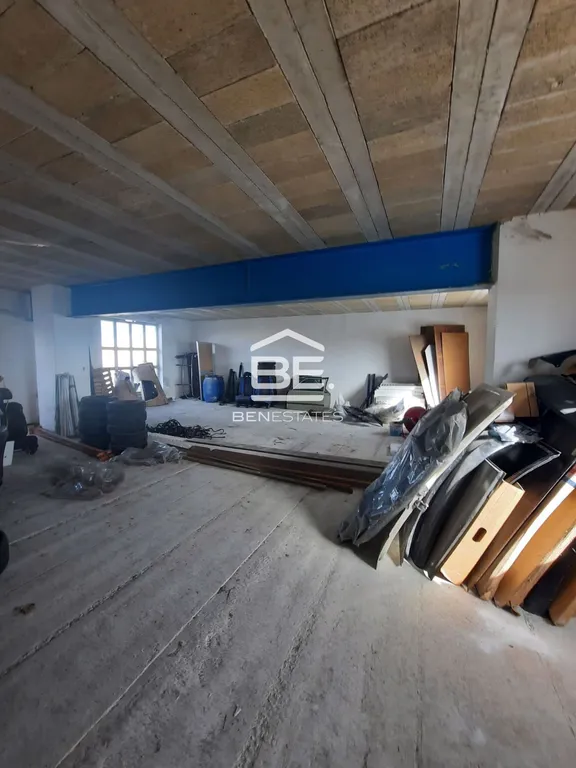 Commercial in Santa Venera