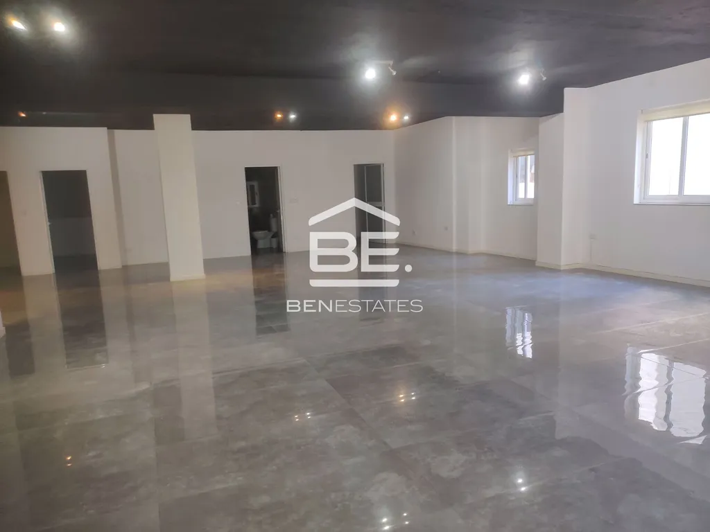 Commercial in Msida