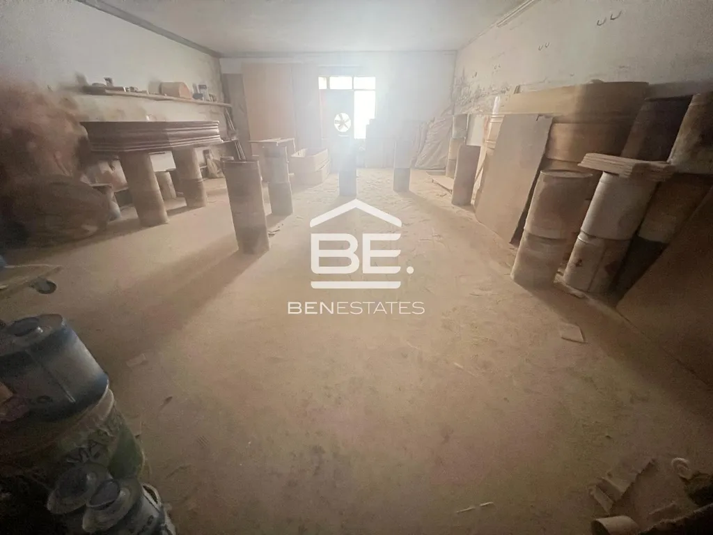Commercial in Handaq
