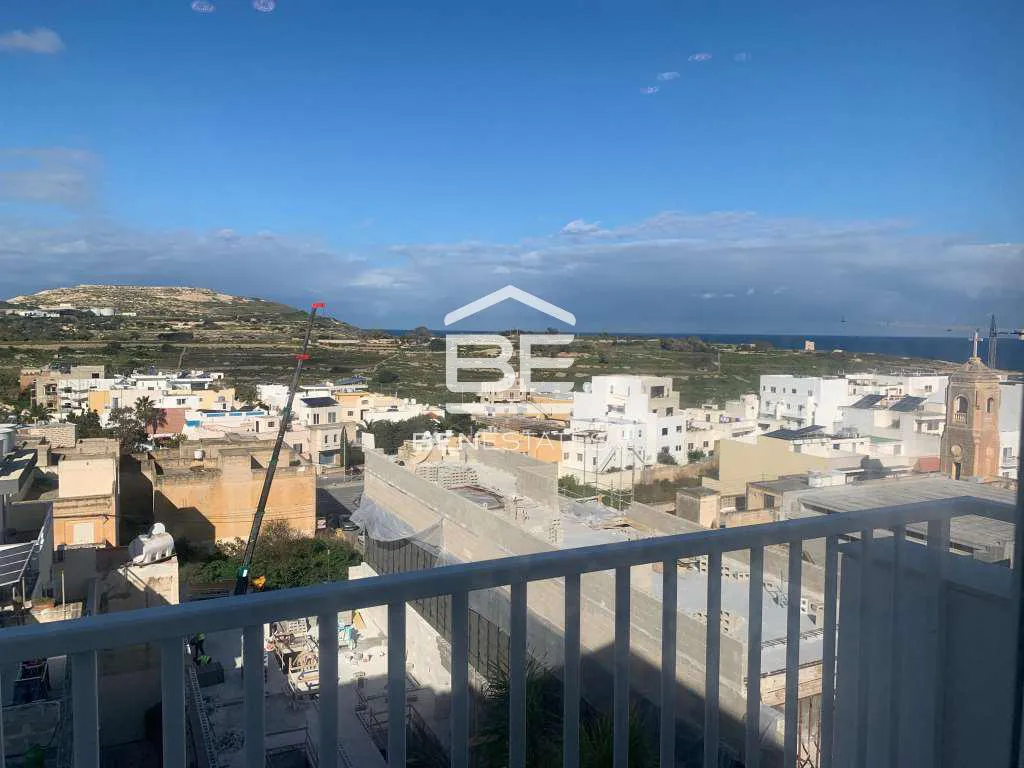 Corner Penthouse in Bahar Ic-Caghaq