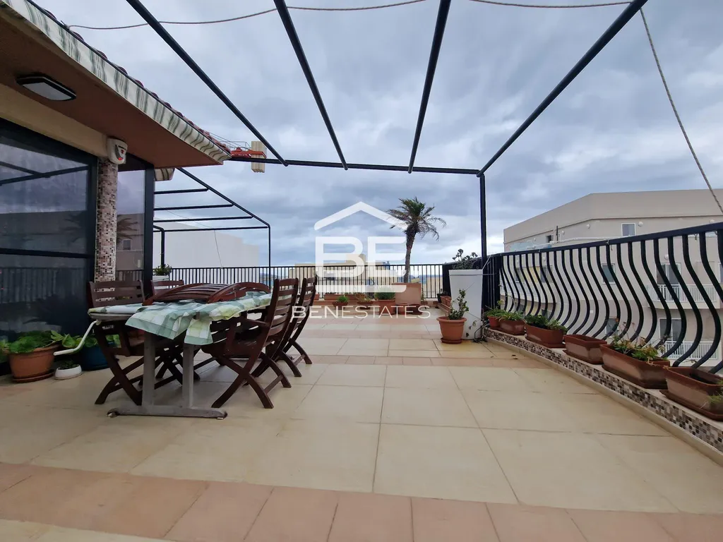 Duplex Penthouse in St. Pauls Bay