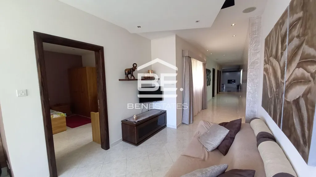 First Floor Maisonette in Mosta