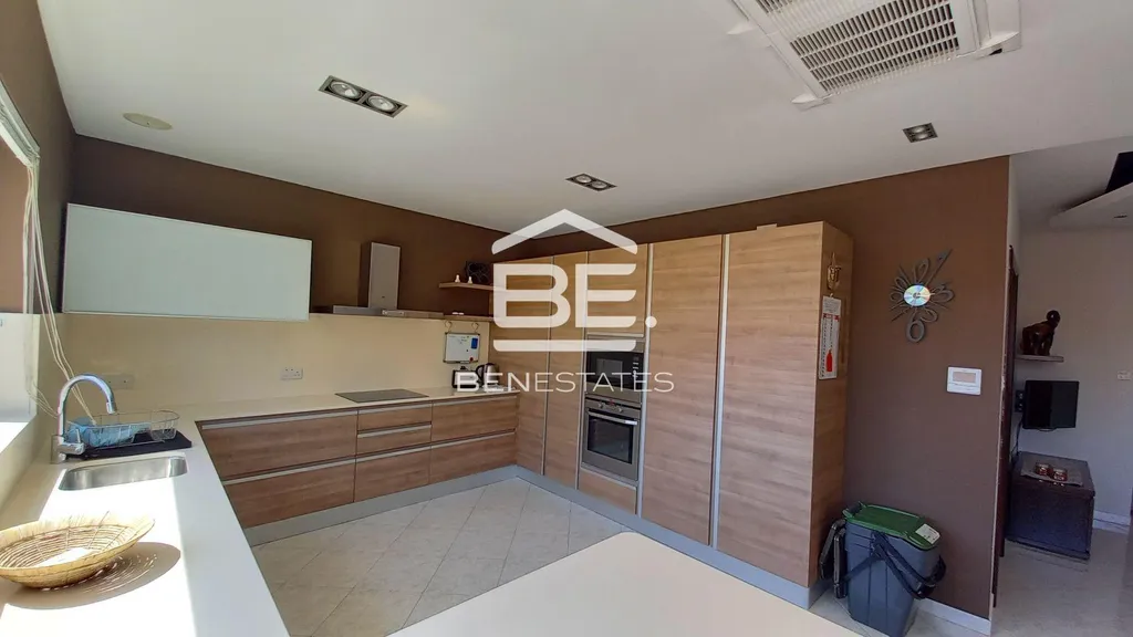 First Floor Maisonette in Mosta