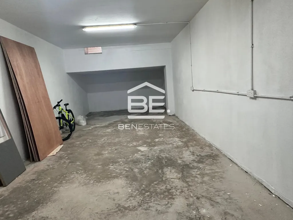 Garage Space in Marsaxlokk