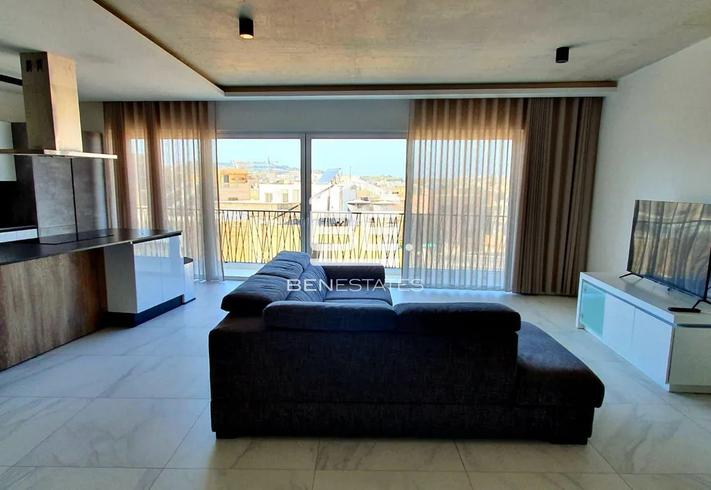 Penthouse in Mosta