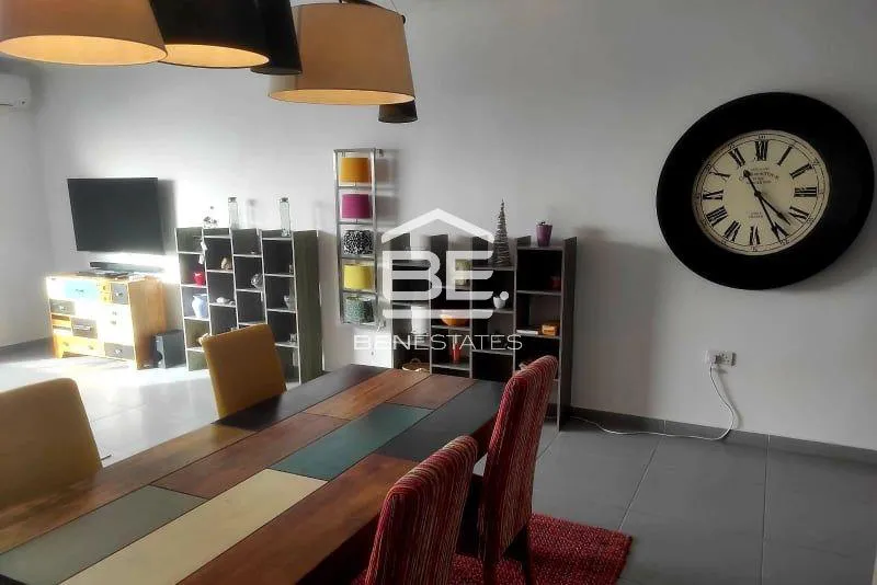 Penthouse in Xemxija