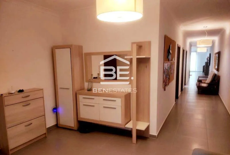 Penthouse in Xemxija