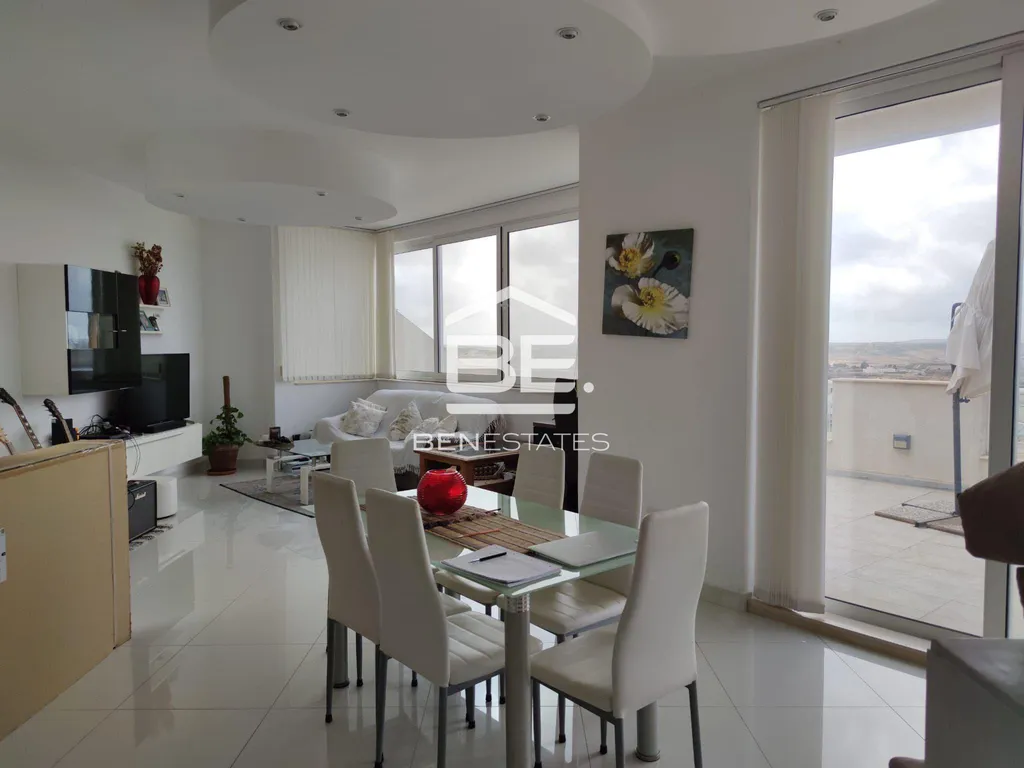 Penthouse in San Pawl Tat-Targa