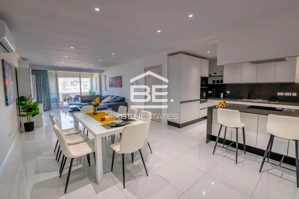 Penthouse in St. Julians