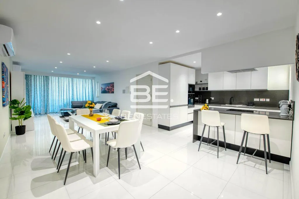 Penthouse in St. Julians