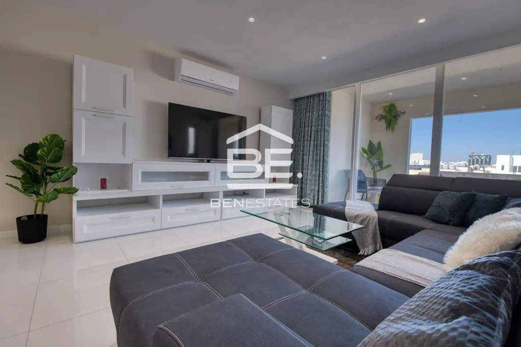 Penthouse in St. Julians
