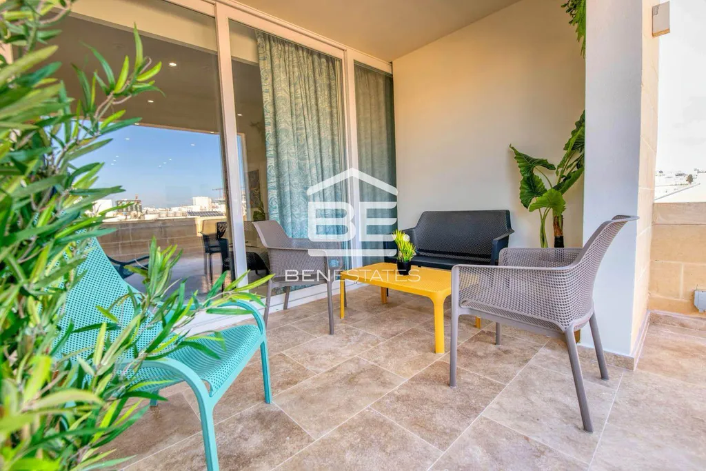 Penthouse in St. Julians