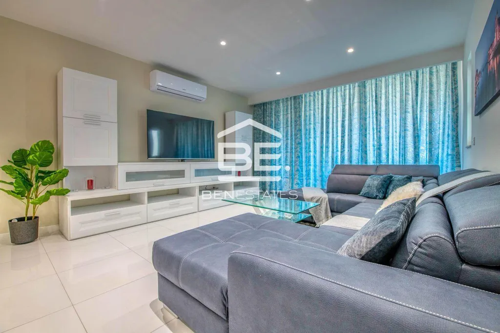Penthouse in St. Julians