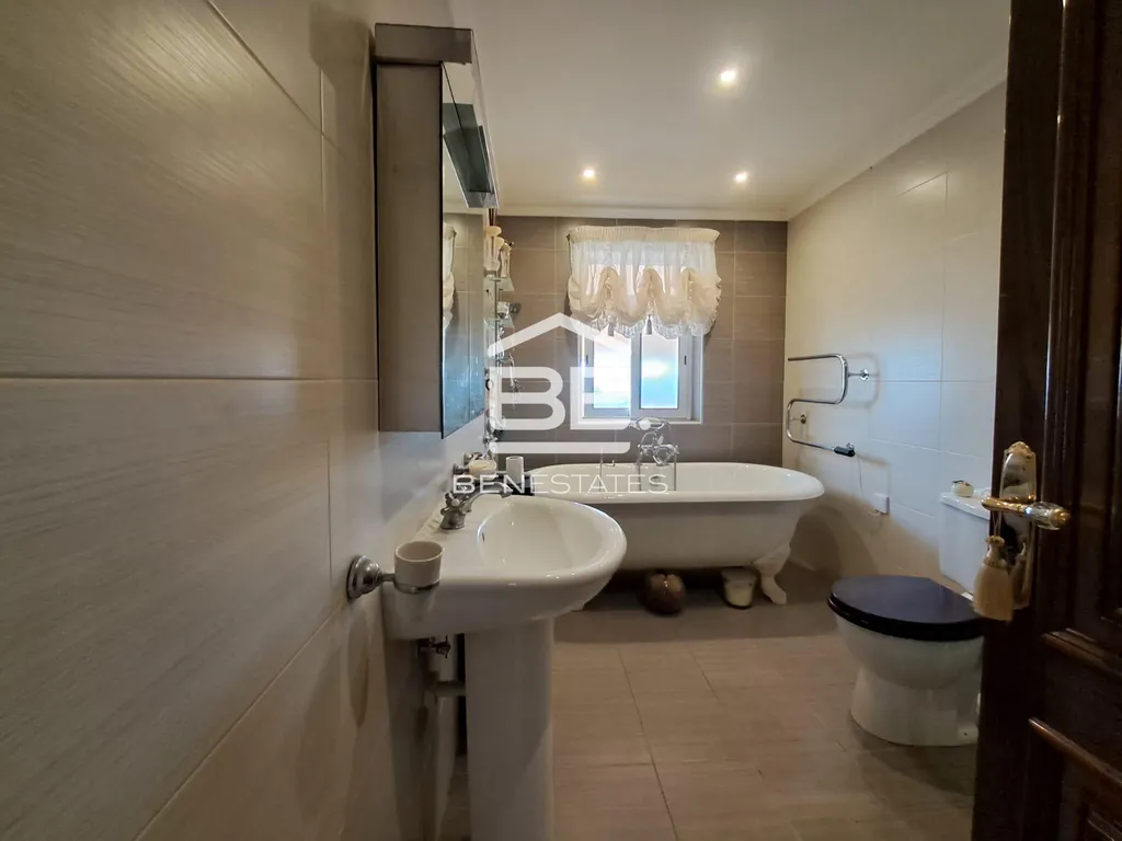 Penthouse in Bahar Ic-Caghaq