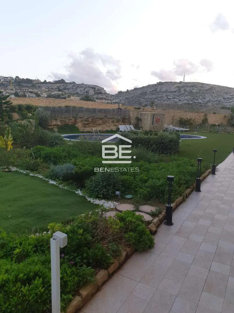 Penthouse in Bahar Ic-Caghaq