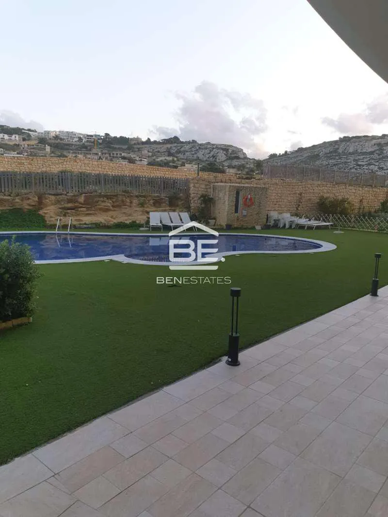 Penthouse in Bahar Ic-Caghaq