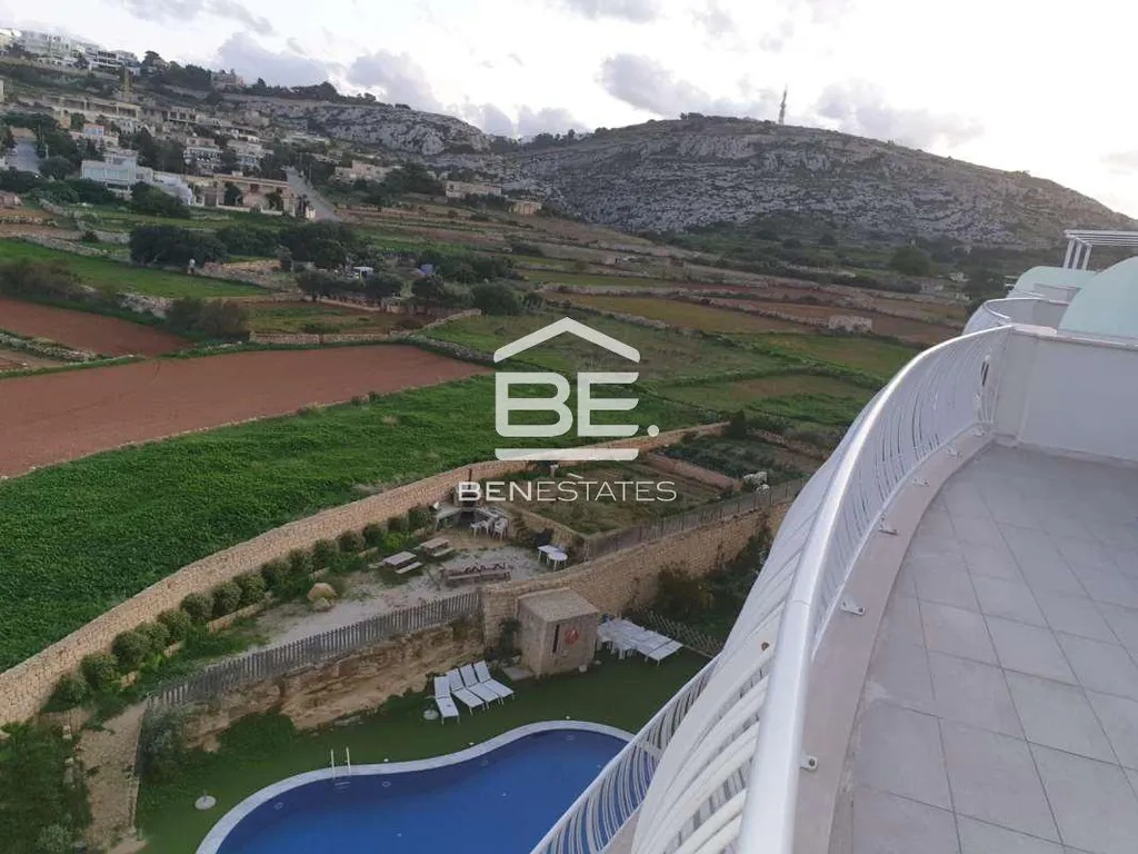 Penthouse in Bahar Ic-Caghaq