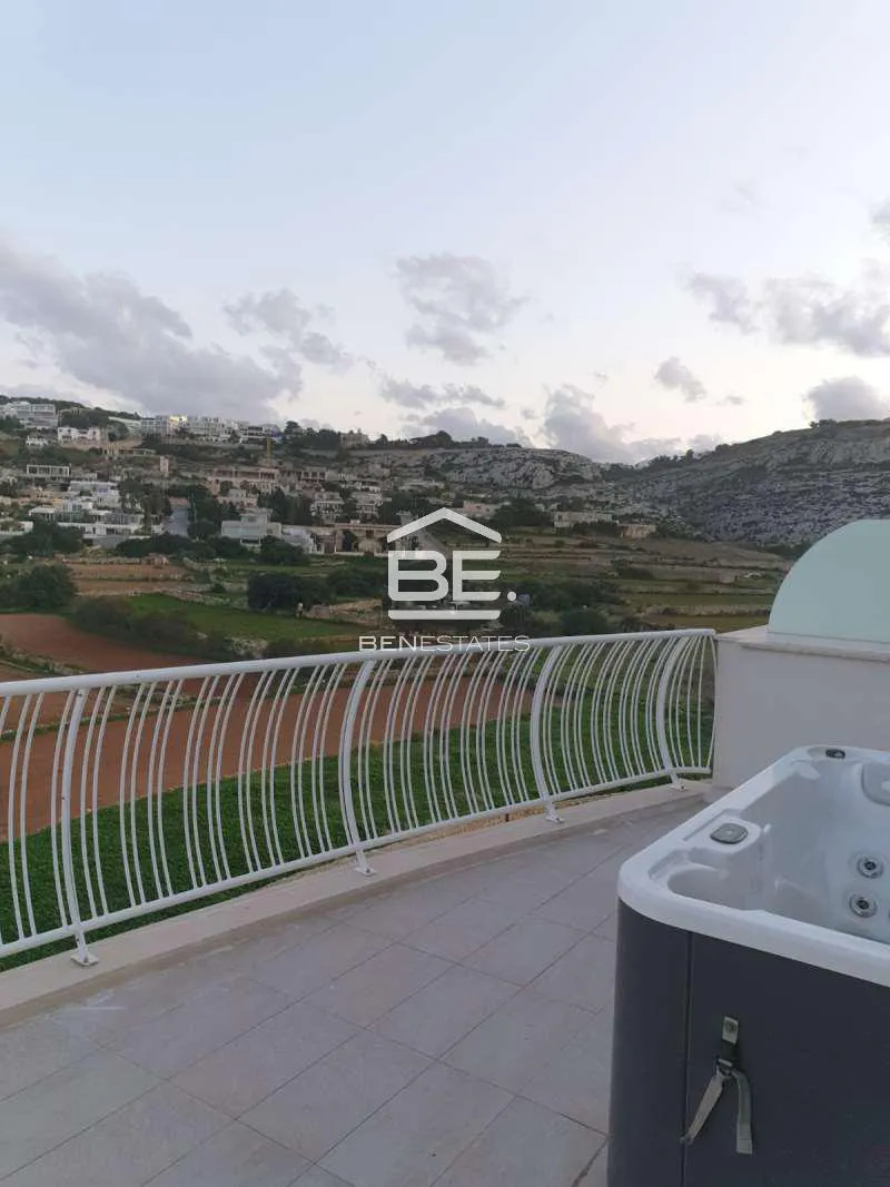 Penthouse in Bahar Ic-Caghaq