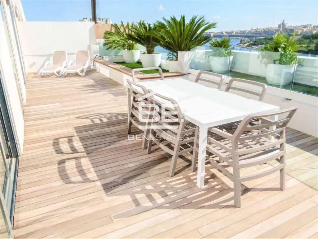 Penthouse in Sliema