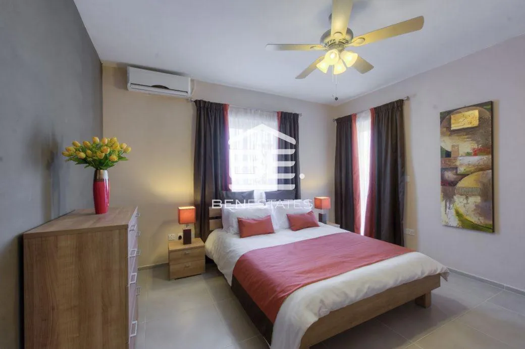 Semi Detached Villa in Madliena