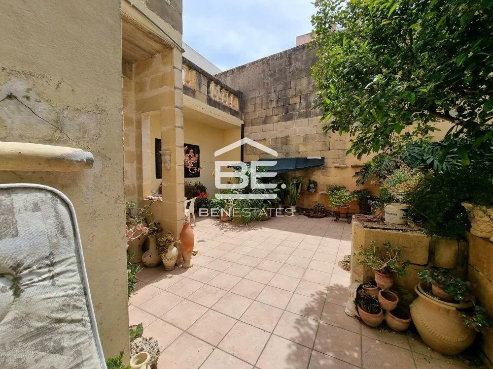 Terraced House in Mosta