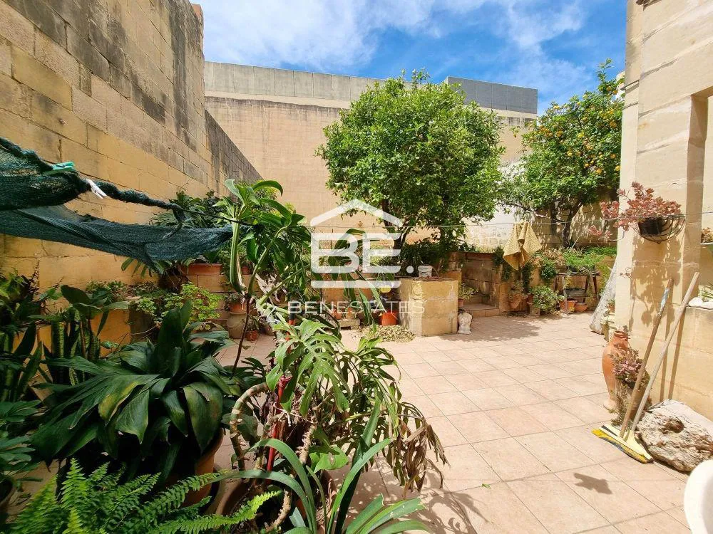 Terraced House in Mosta