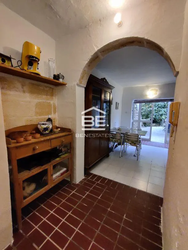 Town House in St. Julians