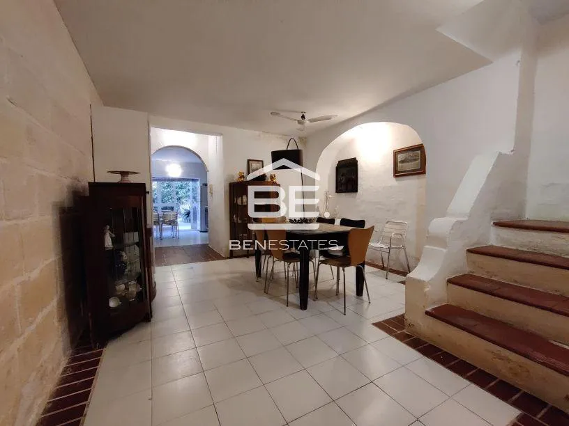 Town House in St. Julians