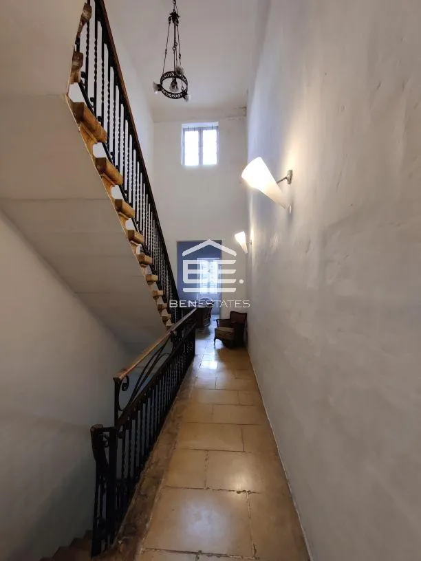 Town House in St. Julians