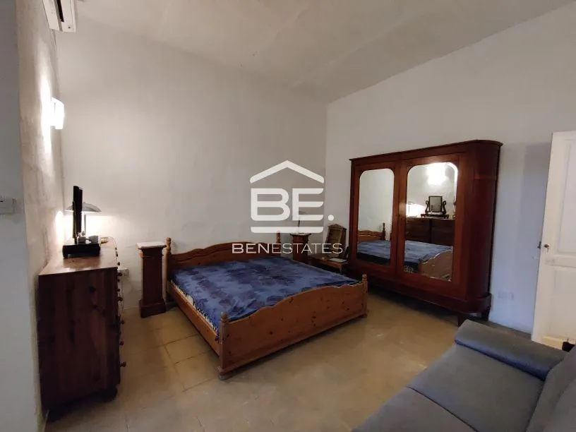 Town House in St. Julians
