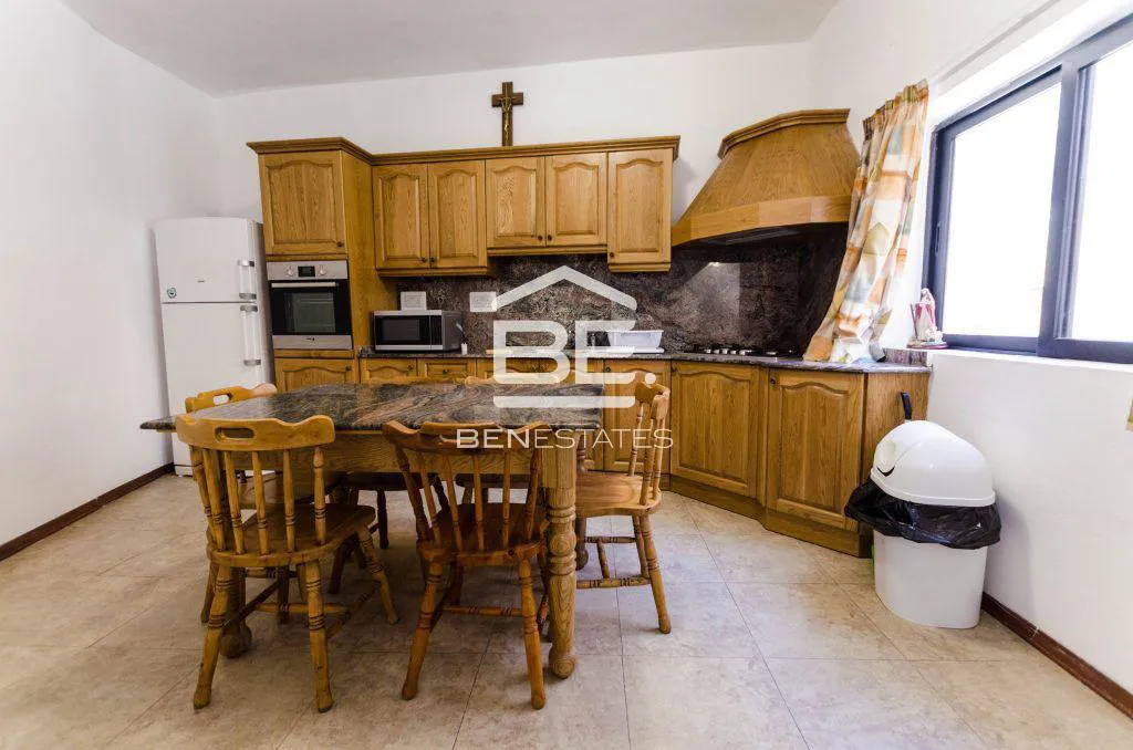 Town House in Cospicua