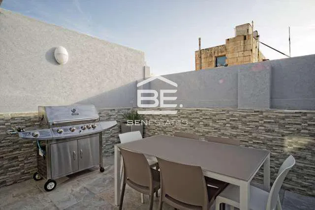 Town House in Sliema