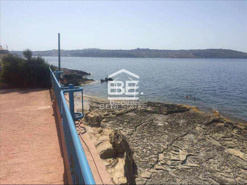 Commercial in Bugibba