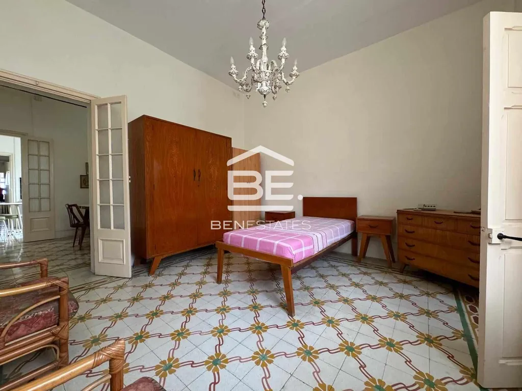 Apartment with airspace in Paola