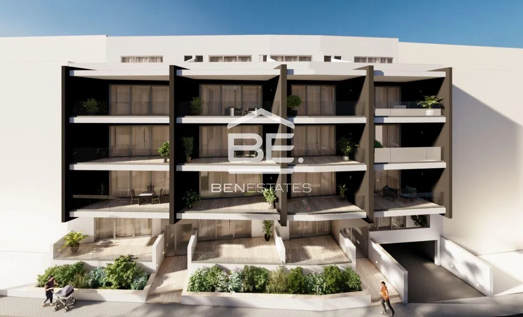 Basement Garage in Mosta