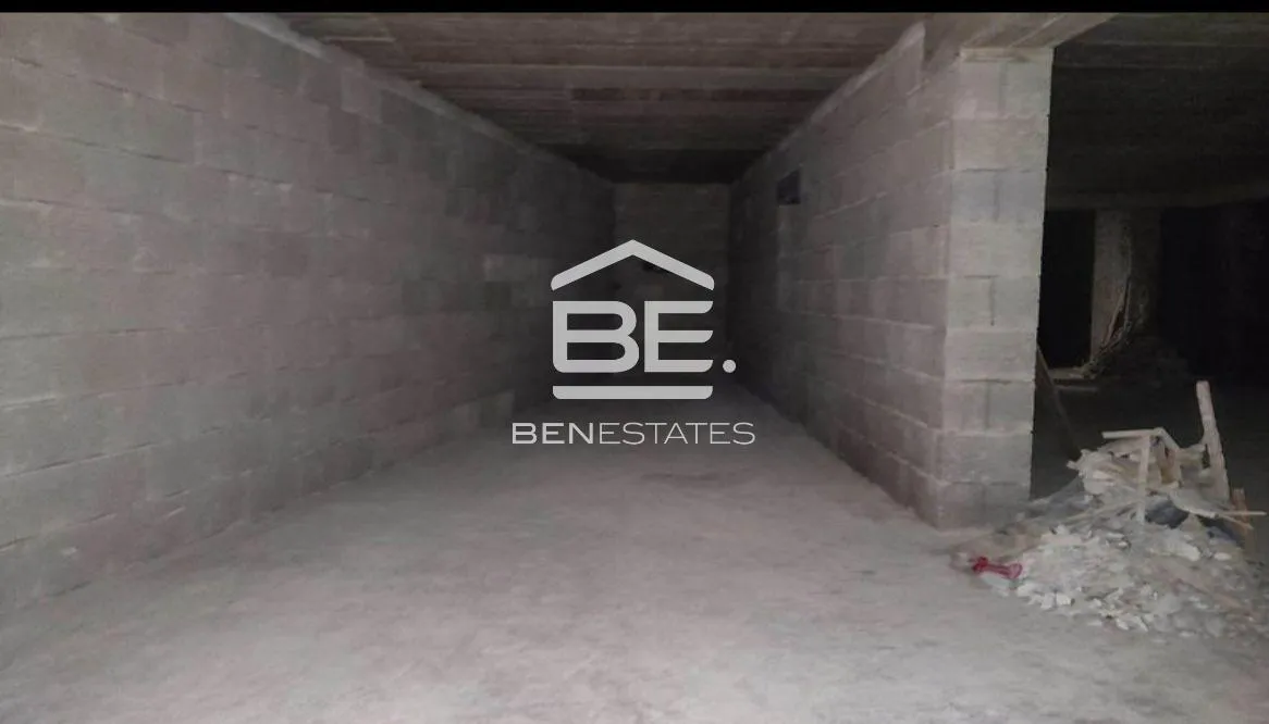 Basement Garage in Lija