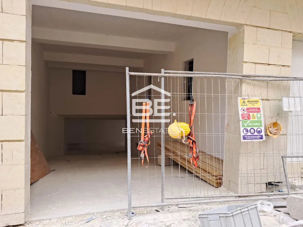Basement Garage in Gozo - Xaghra
