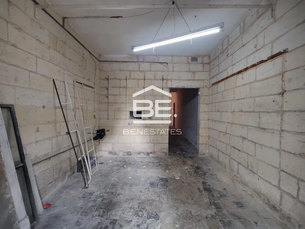 Commercial in Hamrun
