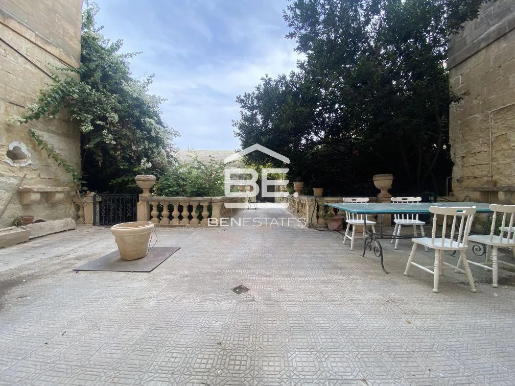 Palazzo in Lija