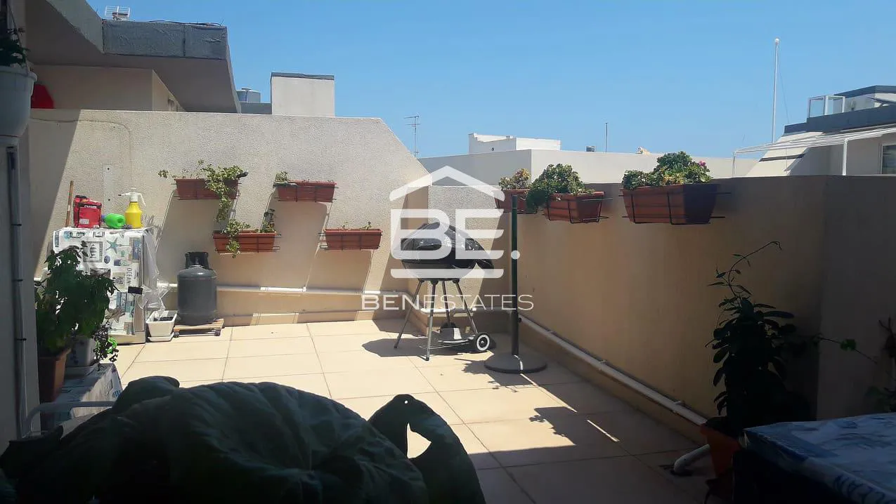 Penthouse in Santa Venera