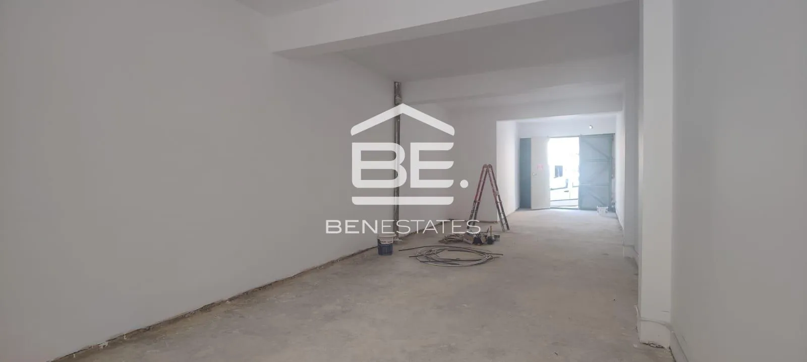 Street Level Garage in Marsa
