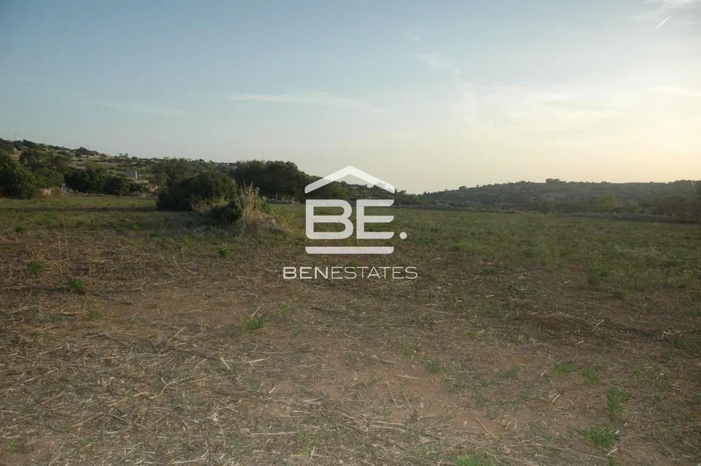 Unconverted Farmhouse in Zurrieq