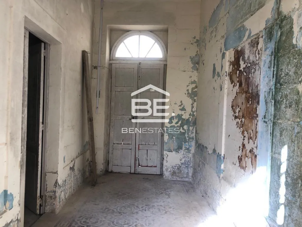 Unconverted House of Character in Qrendi